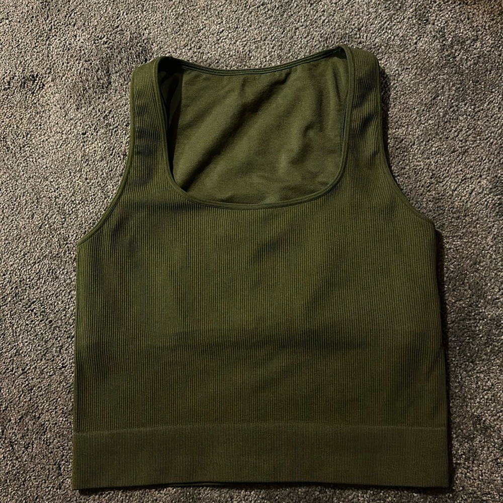 Women’s Athletic Top